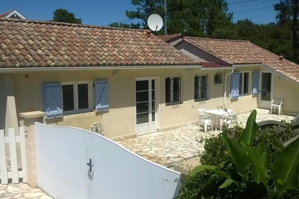 Holiday home Charme Et Confort Pour 6 Personnes A Soulac-sur-Mer