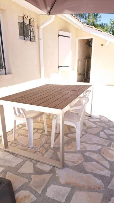 Holiday home Charme Et Confort Pour 6 Personnes A